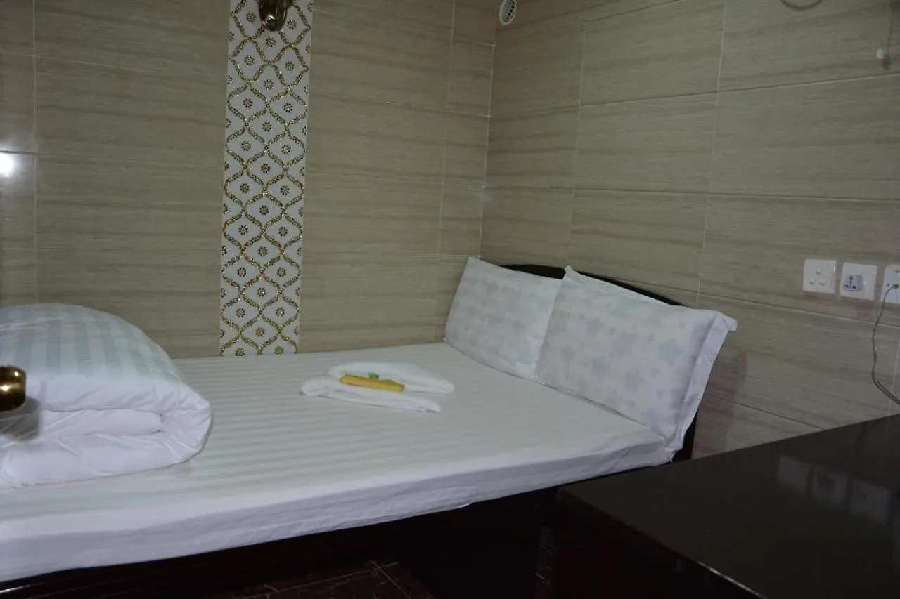 Everest Hostel Hong Kong 0*,  China