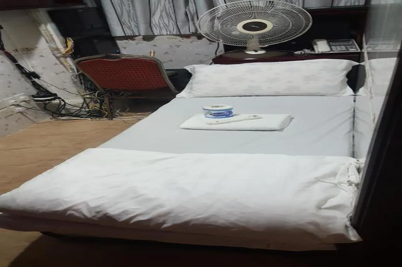 Everest Hostel Hong Kong 0*,  China
