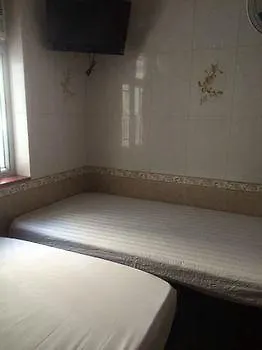 Everest Hostel Hong Kong 0*,  China