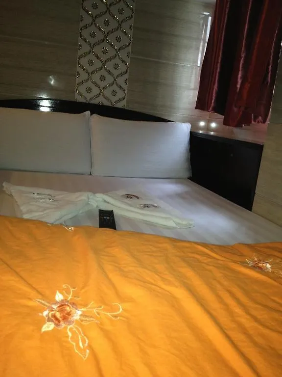 Everest Hostel Hong Kong 0*,  China
