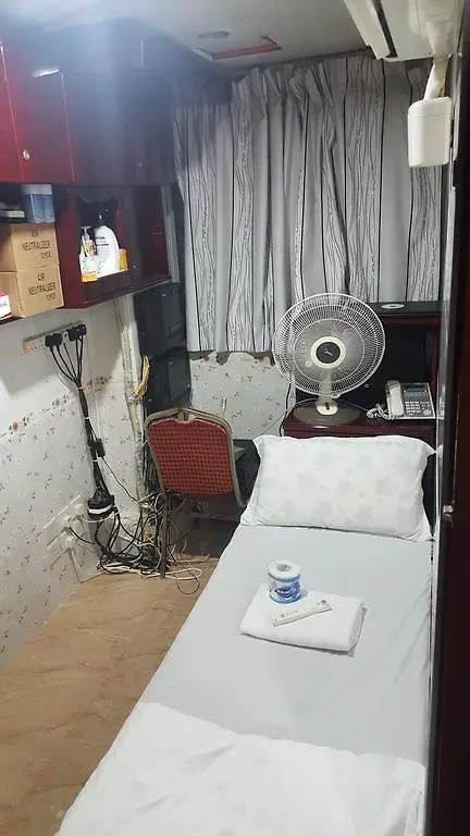 Everest Hostel Hong Kong Guest house